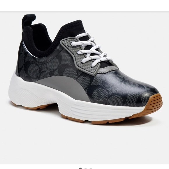 Coach C270 Tech Runner - Picture 2 of 16